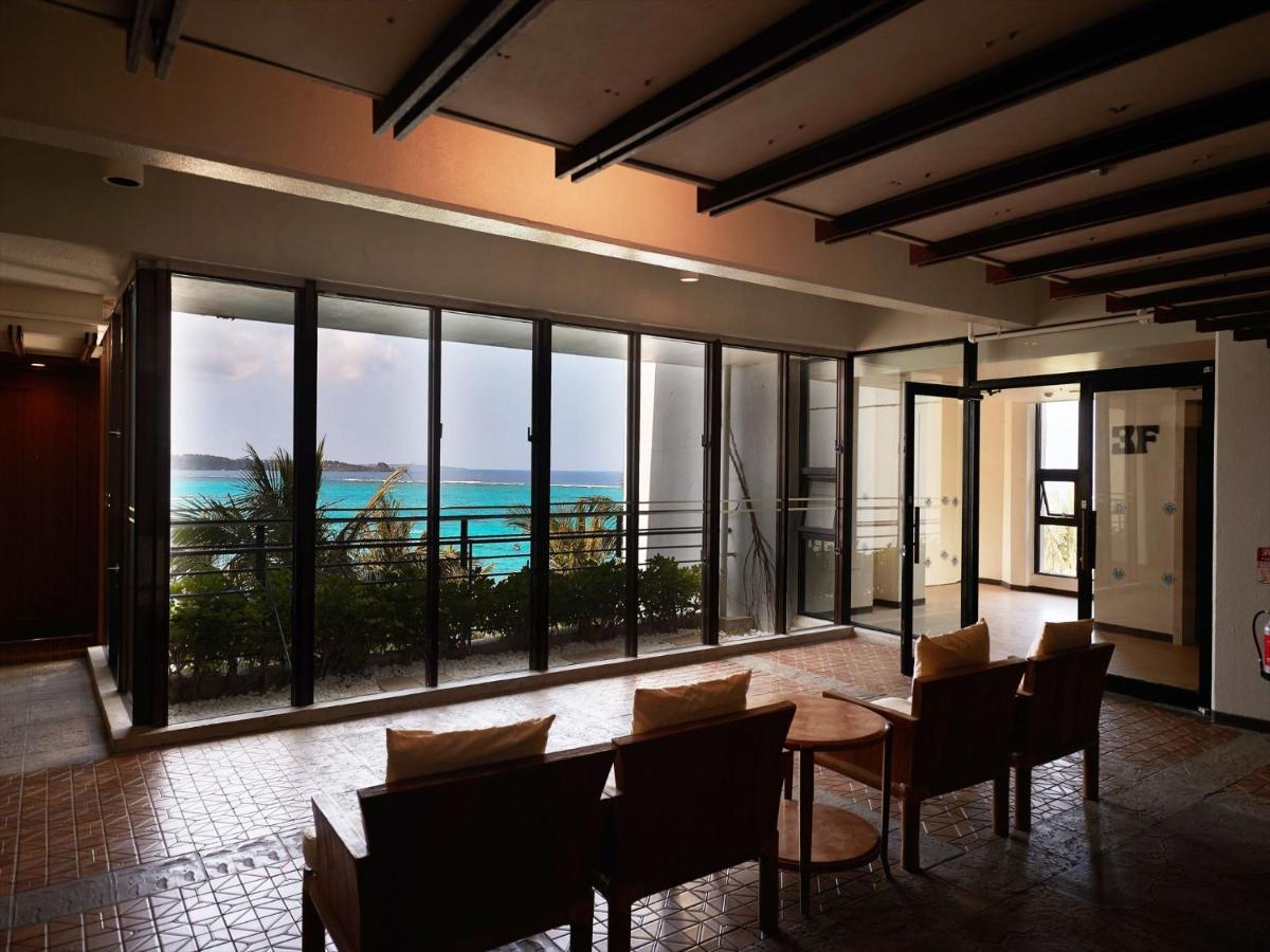Palace In Moon Beach Onna Exterior foto